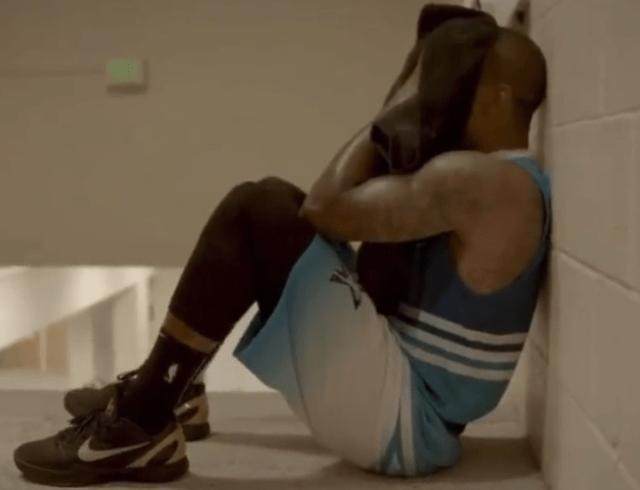 华体会官网-他们放弃了我！小IT泪崩的背后 是30岁男人的无奈